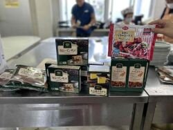 生駒東コープ委員会：コープクオリティのお菓子の試食学習会