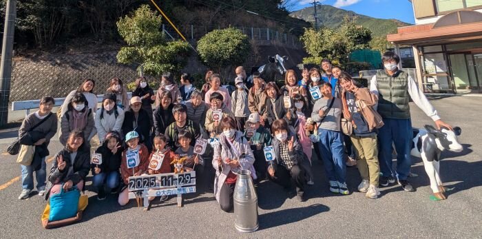 葛城コープ委員会： 大内山酪農農業協同組合の見学で「バター作り」も体験