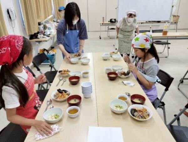 葛城コープ委員会： 夏休み企画　“親子料理教室”　4つの料理を作りました