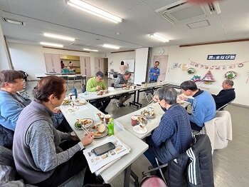 自分みがき講座「男のまなび塾」第6期第3回：（社福）協同福祉会学習会とCO･OP商品でクリスマスを開催しました