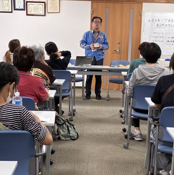 奈良東コープ委員会:コープ商品とアイスクリームの学習会